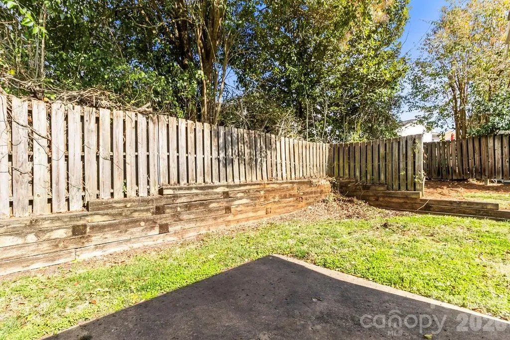 6041 Crape Myrtle Lane Charlotte NC 28216