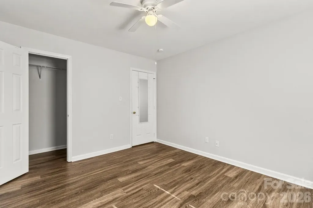 6041 Crape Myrtle Lane Charlotte NC 28216