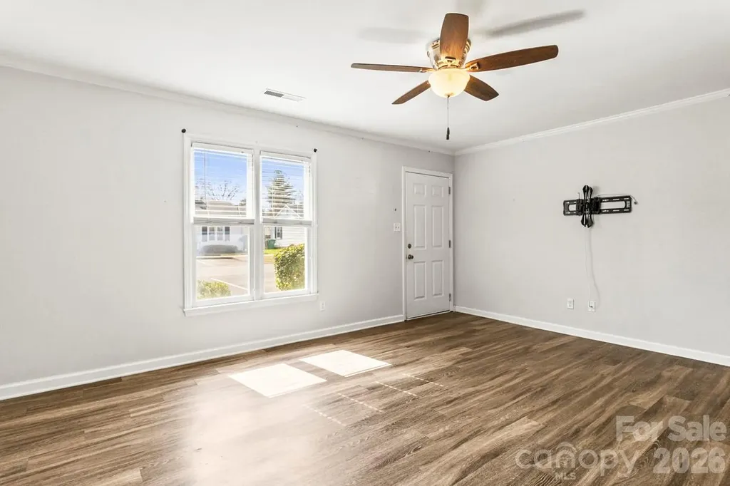 6041 Crape Myrtle Lane Charlotte NC 28216