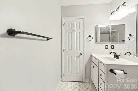 6041 Crape Myrtle Lane Charlotte NC 28216