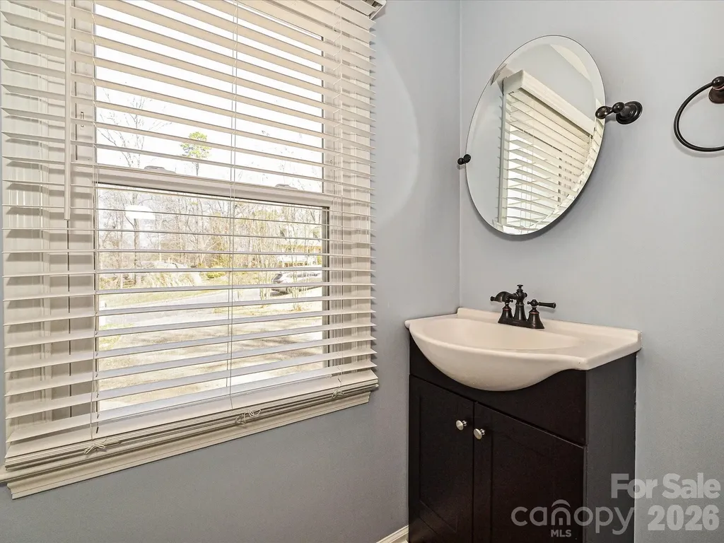 104 Deertrack Drive Mount Holly NC 28120