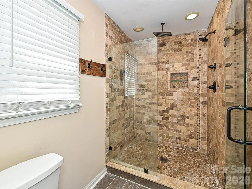 104 Deertrack Drive Mount Holly NC 28120