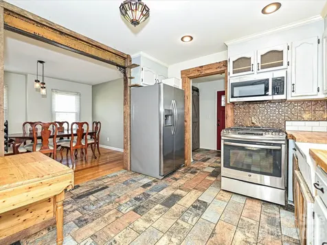 104 Deertrack Drive Mount Holly NC 28120