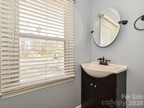 104 Deertrack Drive Mount Holly NC 28120