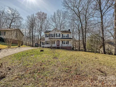 104 Deertrack Drive Mount Holly NC 28120