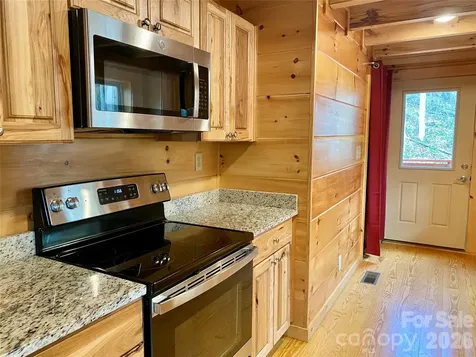 3301 State Highway 197 N Burnsville NC 28714