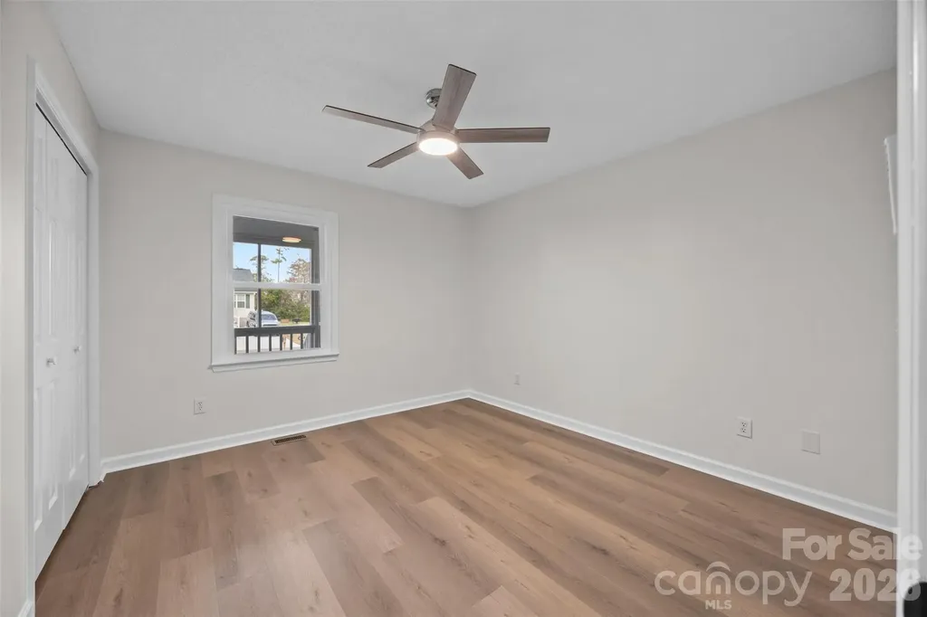 322 NE 57th Street NE Oak Island NC 28465