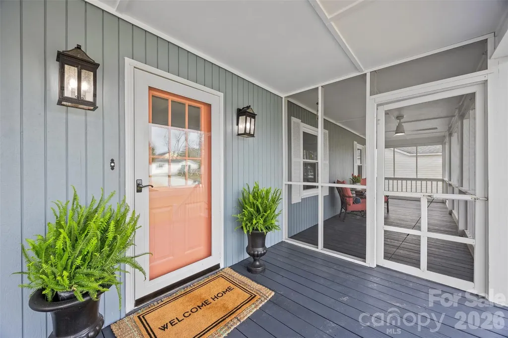 322 NE 57th Street NE Oak Island NC 28465