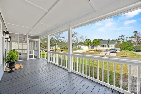 322 NE 57th Street NE Oak Island NC 28465