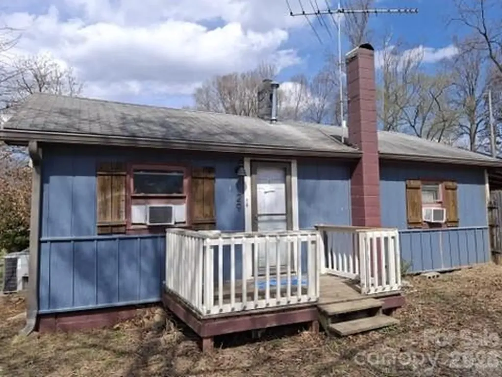Swannanoa NC, 129 Harrison Street