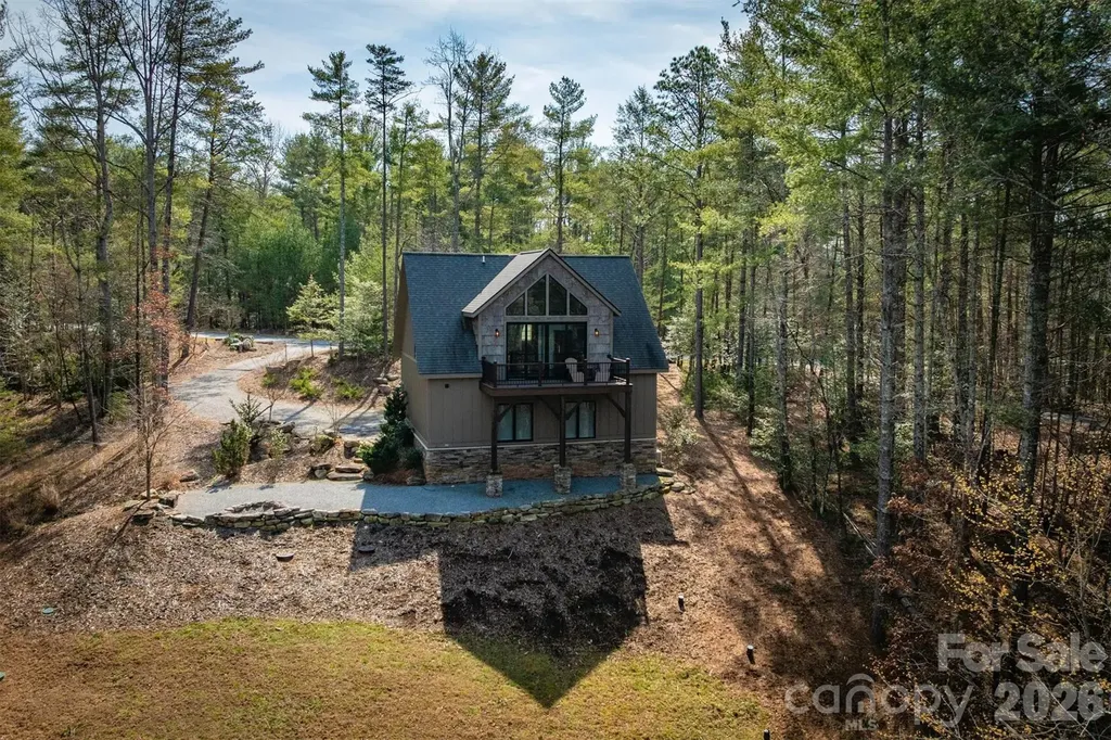 1195 Old Wildlife Club Drive Nebo NC 28761