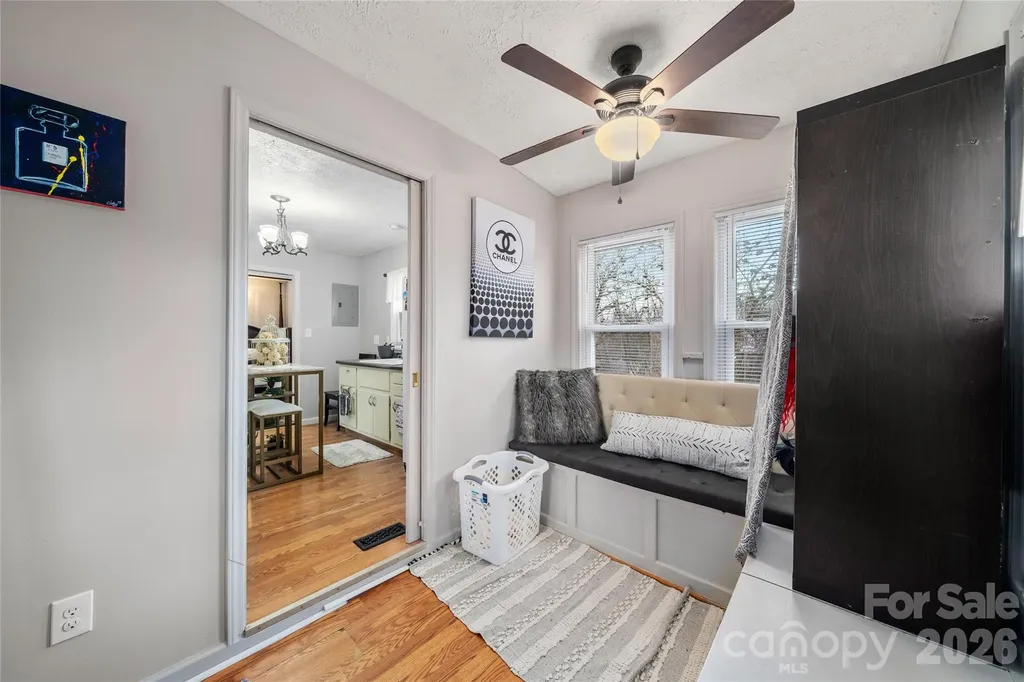 8 Linda Vista Drive Asheville NC 28806
