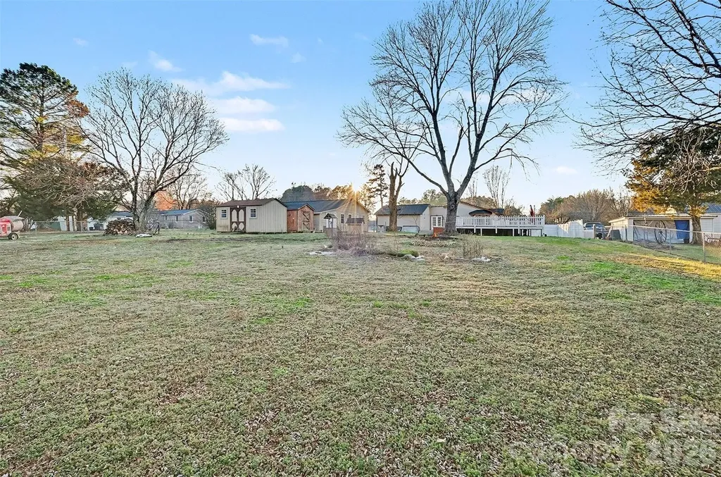 402 Shinnville Road Mooresville NC 28115