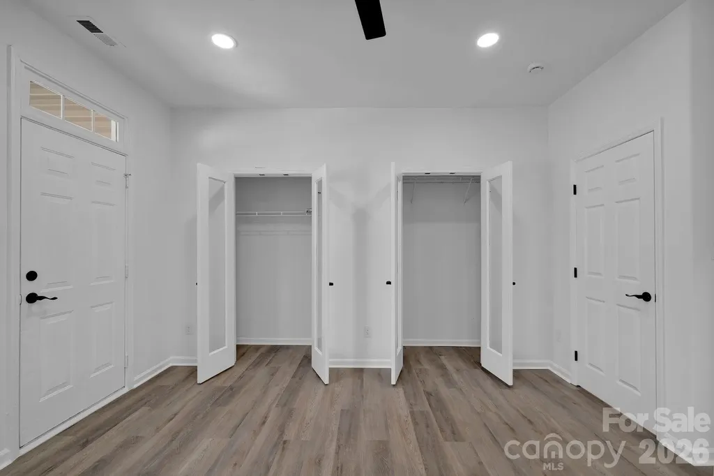 8131 Kings Creek Drive Charlotte NC 28273