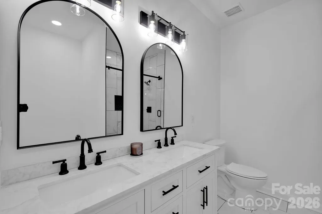 8131 Kings Creek Drive Charlotte NC 28273
