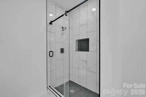 8131 Kings Creek Drive Charlotte NC 28273