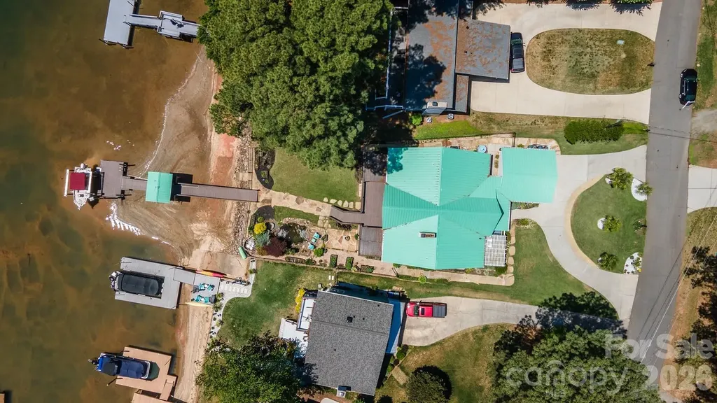 20919 Island Forest Drive Cornelius NC 28031