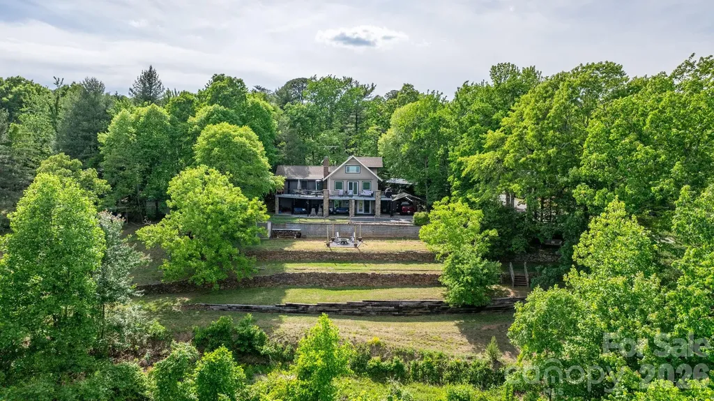 2184 Pine Mountain Drive Connelly Springs NC 28612