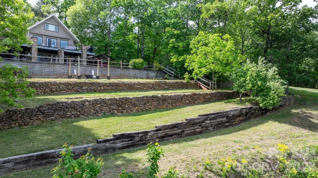 2184 Pine Mountain Drive Connelly Springs NC 28612