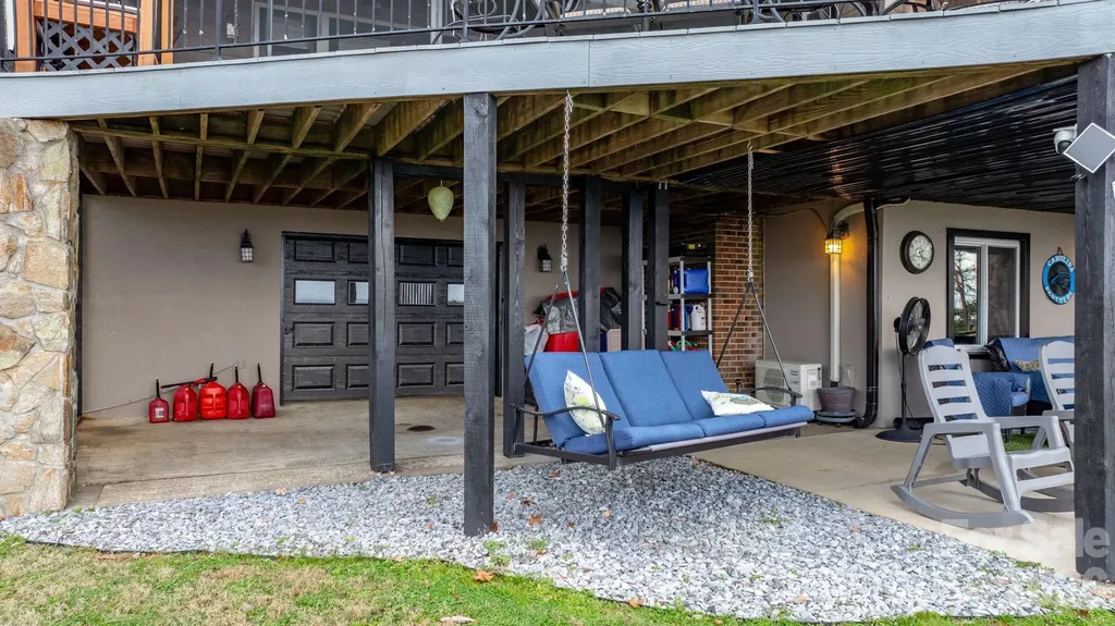 2184 Pine Mountain Drive Connelly Springs NC 28612
