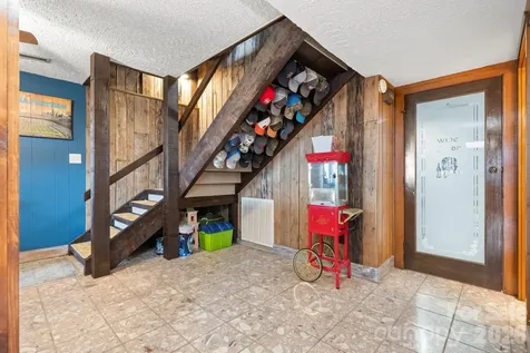 2184 Pine Mountain Drive Connelly Springs NC 28612
