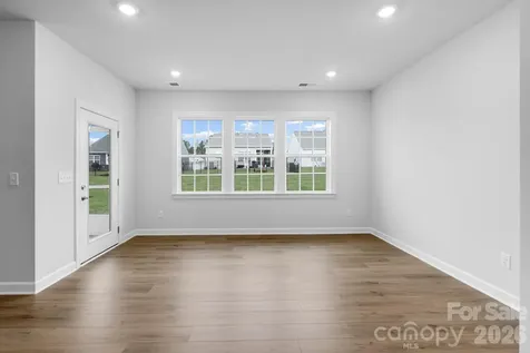 4284 Camden Glen Road Lancaster SC 29720