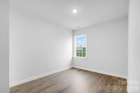 4284 Camden Glen Road Lancaster SC 29720