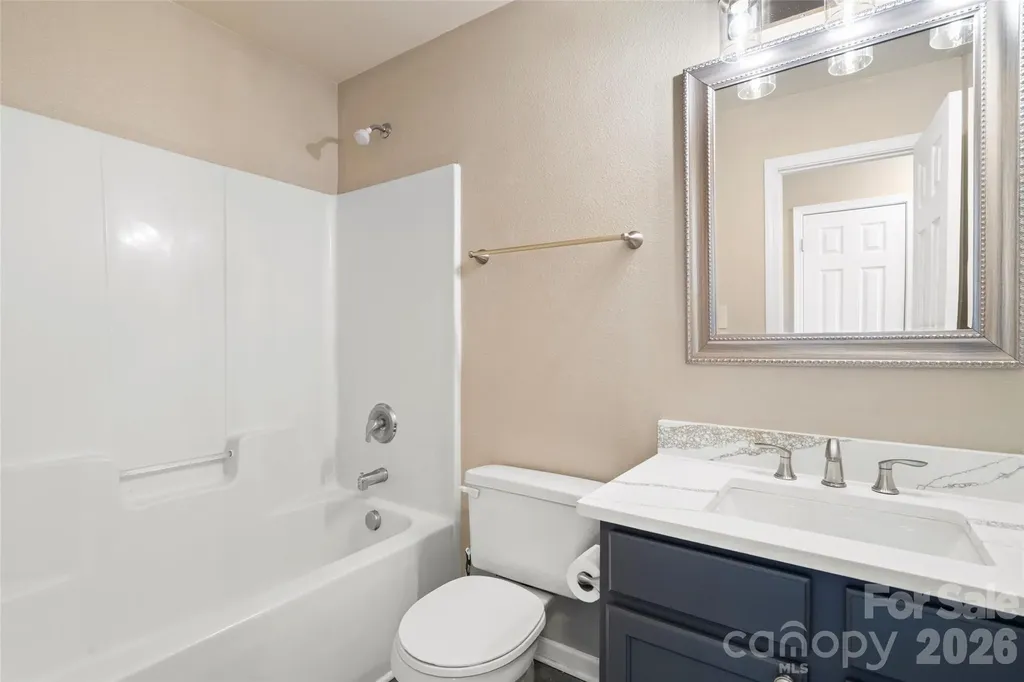 1134 Plaza Walk Drive Charlotte NC 28215