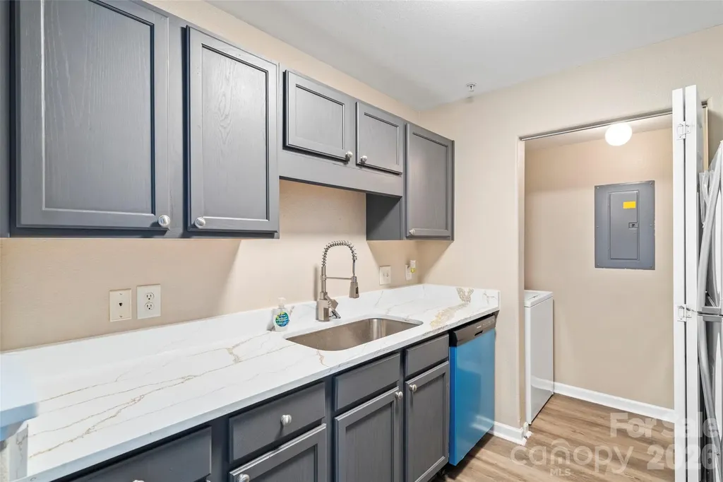 1134 Plaza Walk Drive Charlotte NC 28215