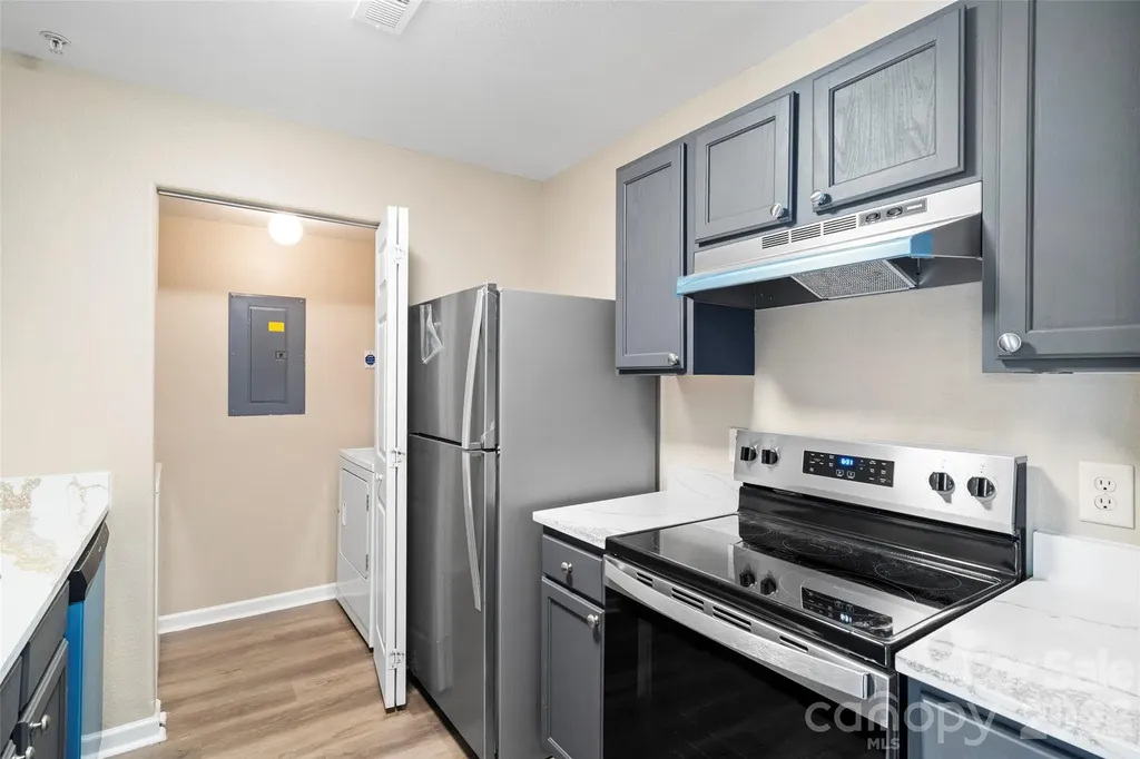 1134 Plaza Walk Drive Charlotte NC 28215