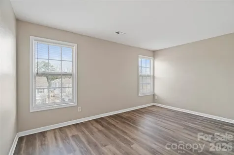 1134 Plaza Walk Drive Charlotte NC 28215