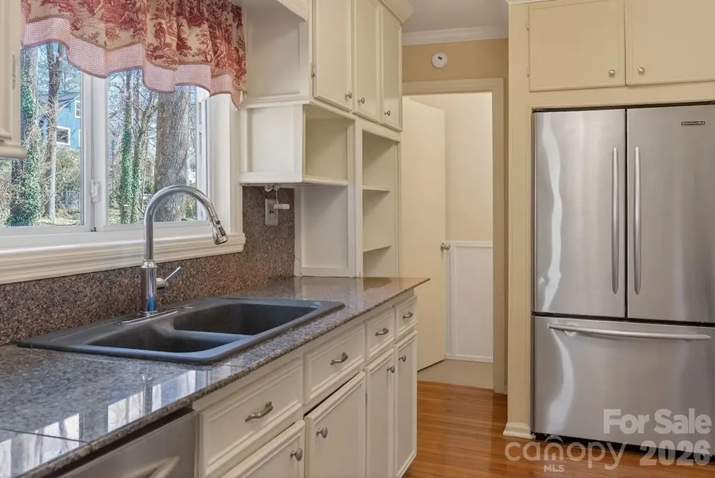 95 Whitney Avenue Tryon NC 28782