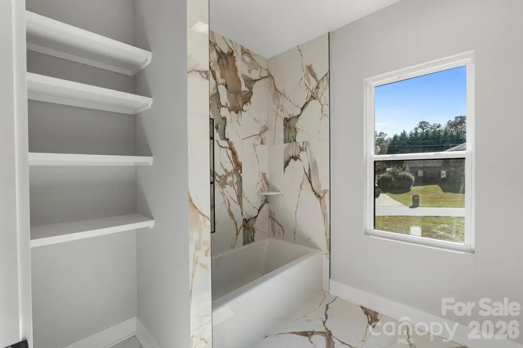 908 30th Avenue Drive NW Hickory NC 28601