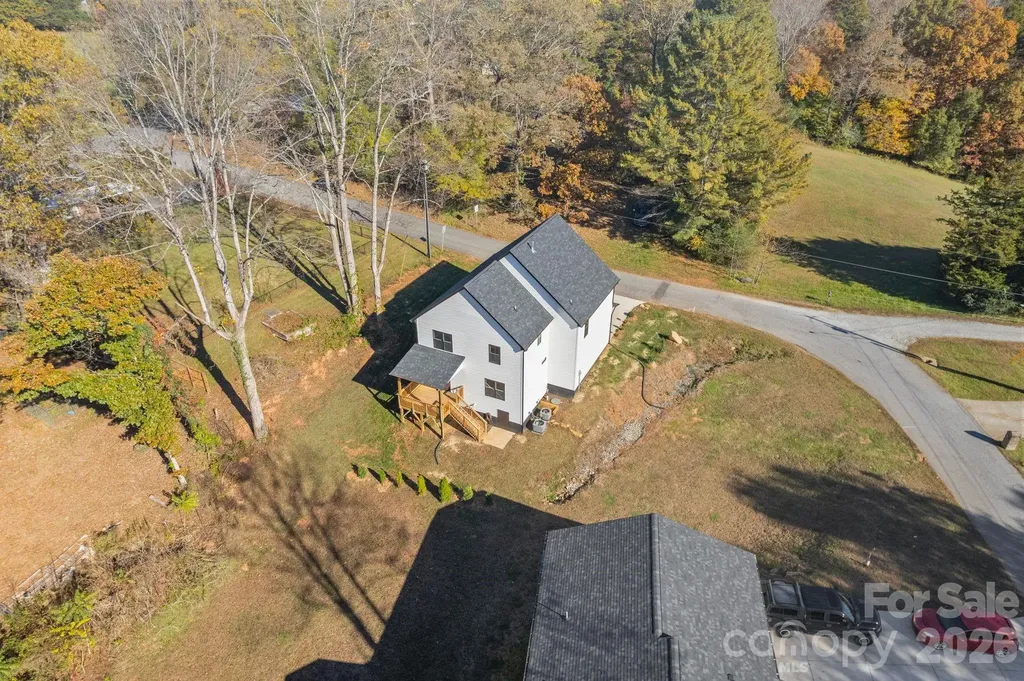 908 30th Avenue Drive NW Hickory NC 28601