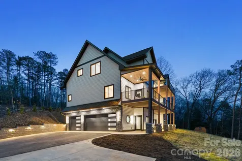 74 Jeranna Road Mills River NC 28759