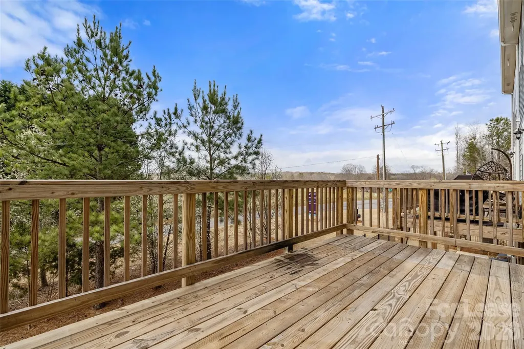 6985 Waterstone Drive Sherrills Ford NC 28673
