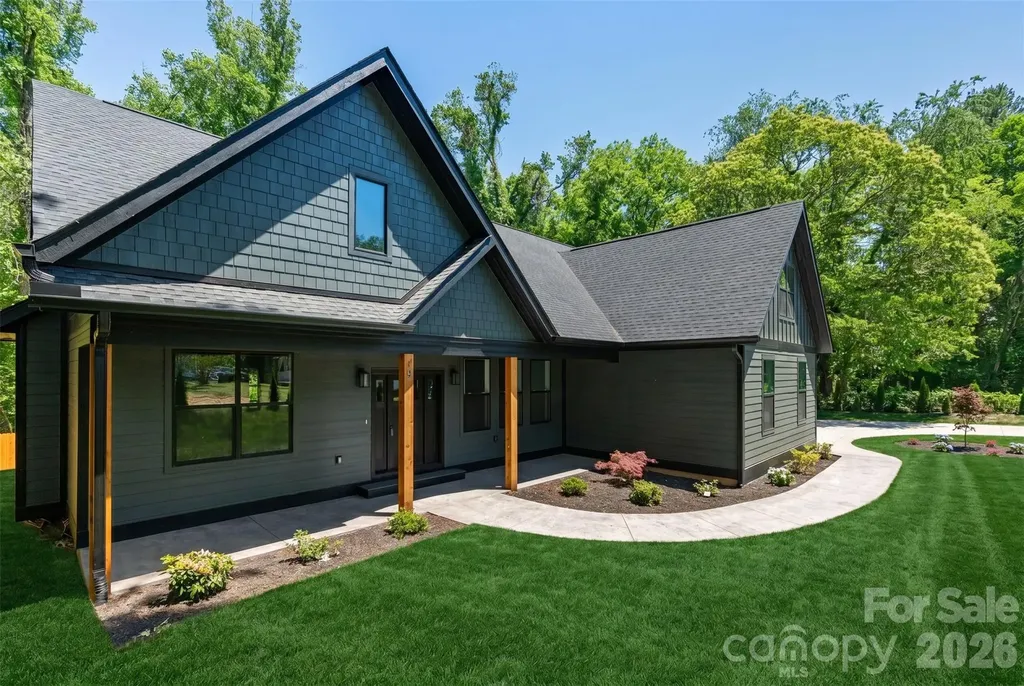 19 E Starnes Cove Road Asheville NC 28806