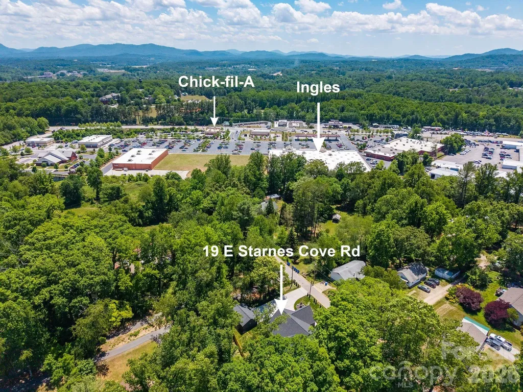 19 E Starnes Cove Road Asheville NC 28806