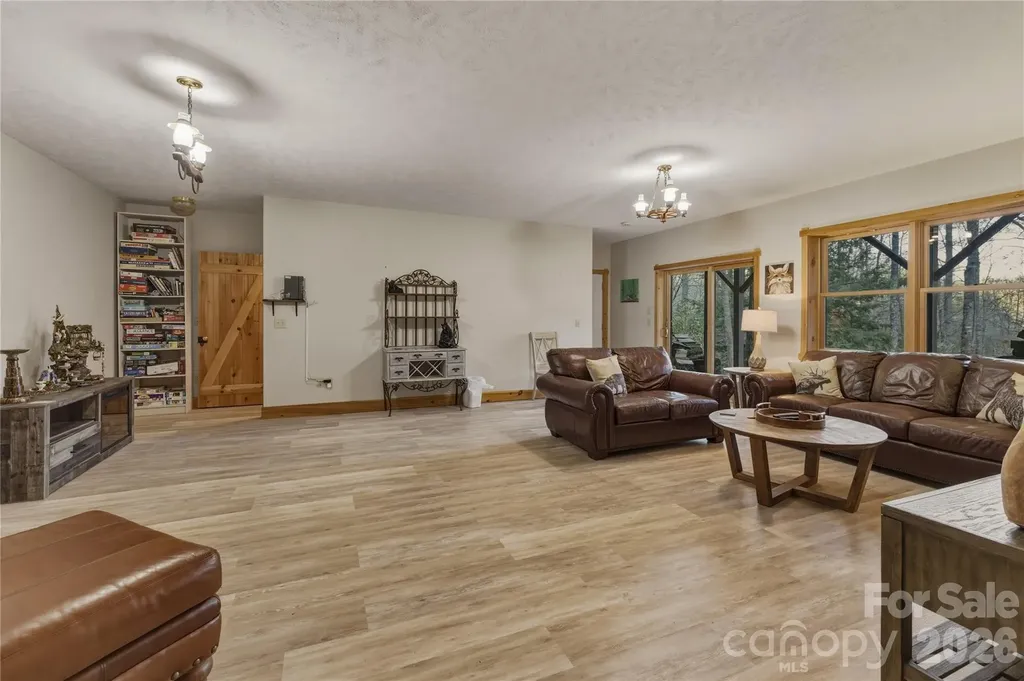 163 Bear Track Lane Vilas NC 28692