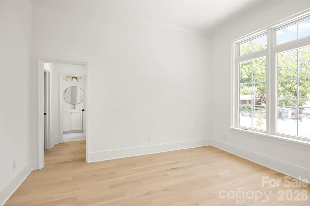4628 Water Oak Road Charlotte NC 28211