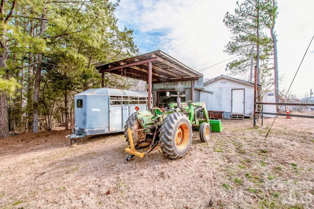 508 Liles Lane Hiddenite NC 28636