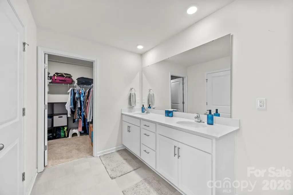 183 Marathon Lane Candler NC 28715