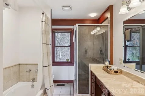 28 Nantahala Ridge Bryson City NC 28713