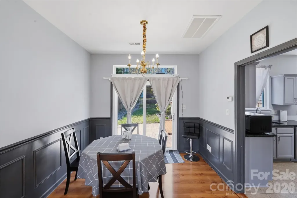 9541 Green Apple Drive Charlotte NC 28215