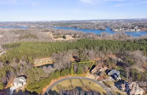 1112 Verdant Ridge Circle Belmont NC 28012