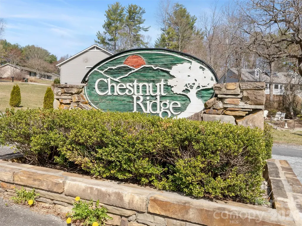 163 Oak Apple Lane Hendersonville NC 28792