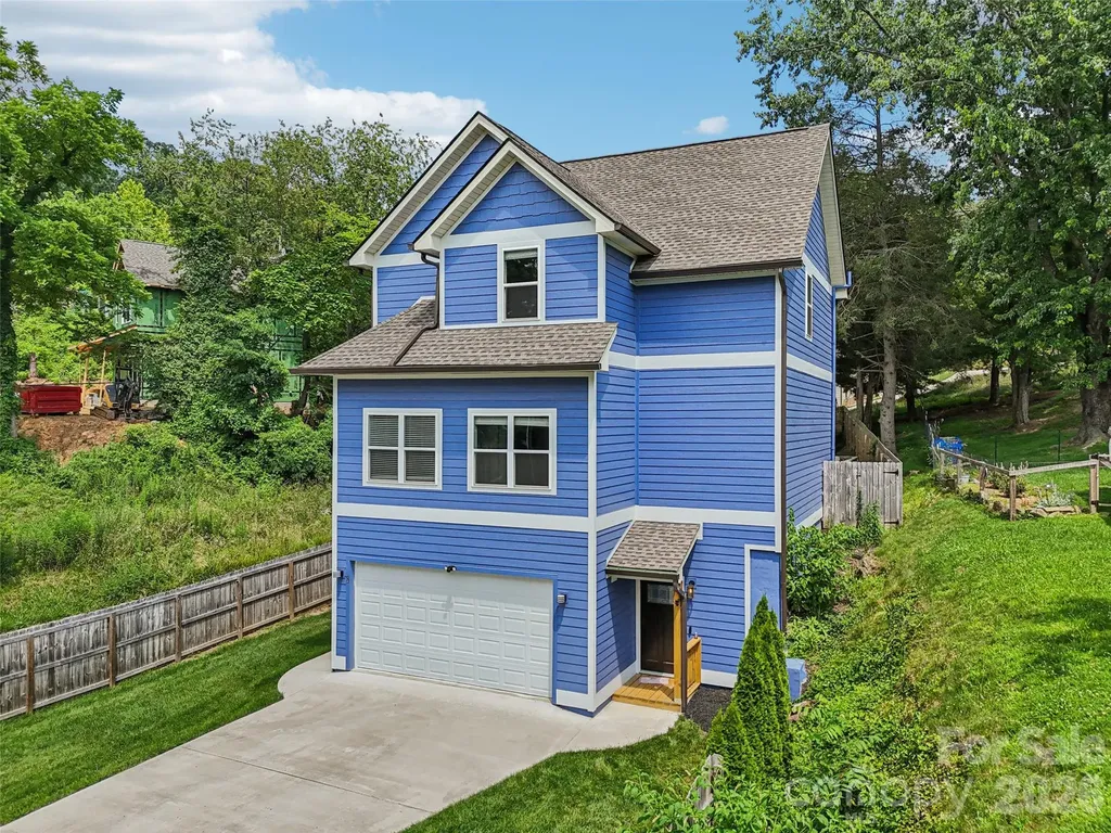 8 Apple Lane Asheville NC 28804
