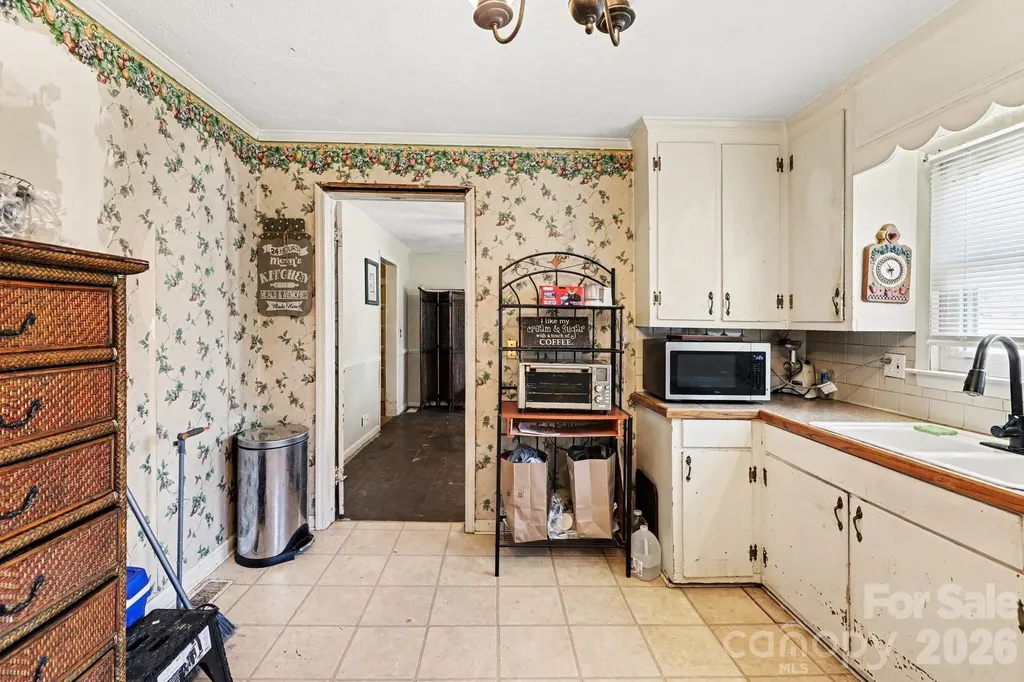 13721 Highway 601 Midland NC 28107