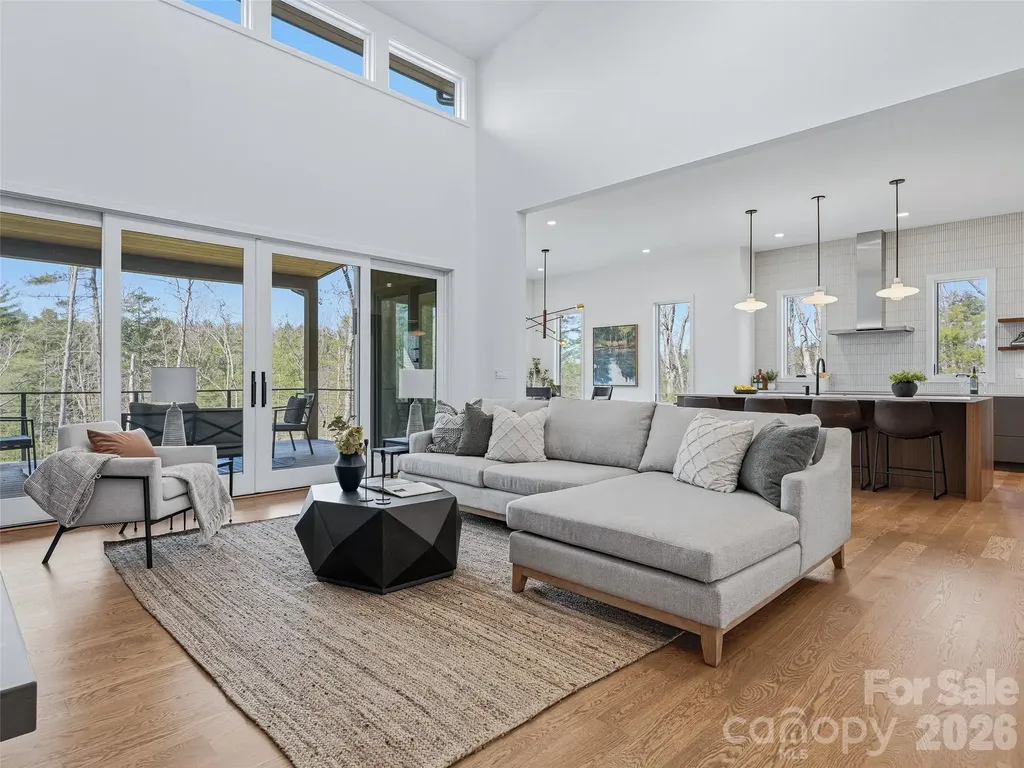 140 Upperfell Court Asheville NC 28803
