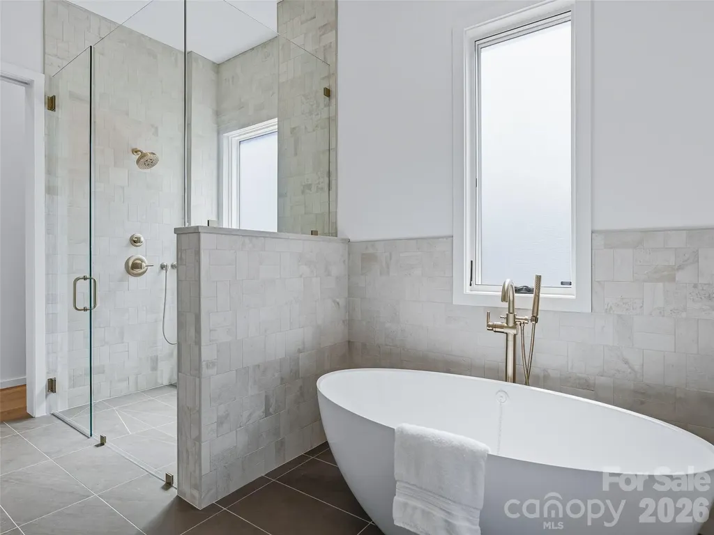 140 Upperfell Court Asheville NC 28803